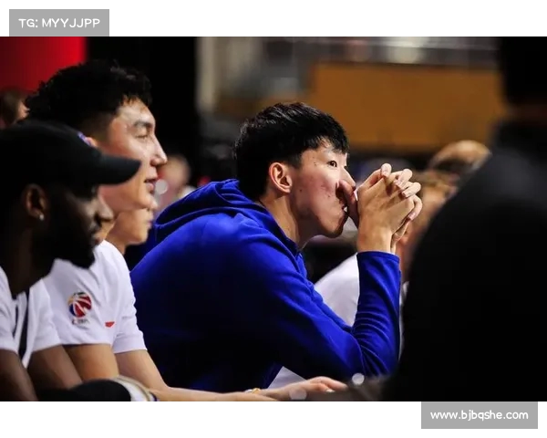 周琦成功完成角膜缝合手术 一周后拆线复出时间尚不确定 周琦成功完成角膜缝合手术 一周后拆线复出时间尚不确定